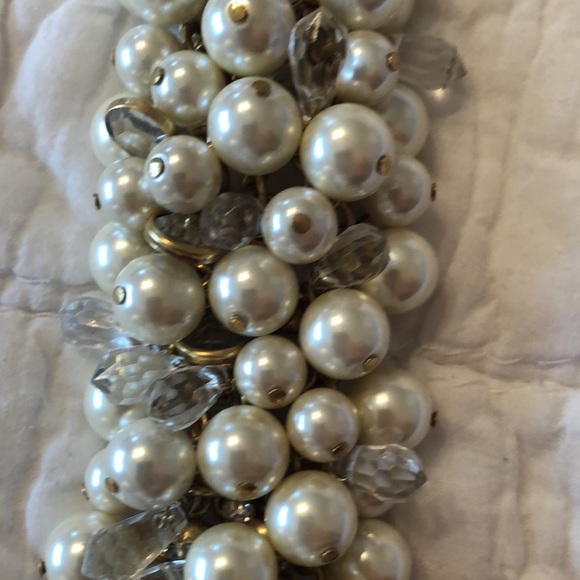 JCrew Pearl and sparkle drops bracelet. - Picture 2 of 4